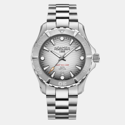 Deep Sea 200 Men Quartz Silver Dial Analog Stainless Steel Watch 860833 41 15 70