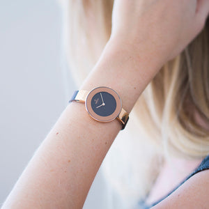 Himmel Walnut Women Quartz Brown Dial Analog Stainless Steel Watch V167LXVNMN