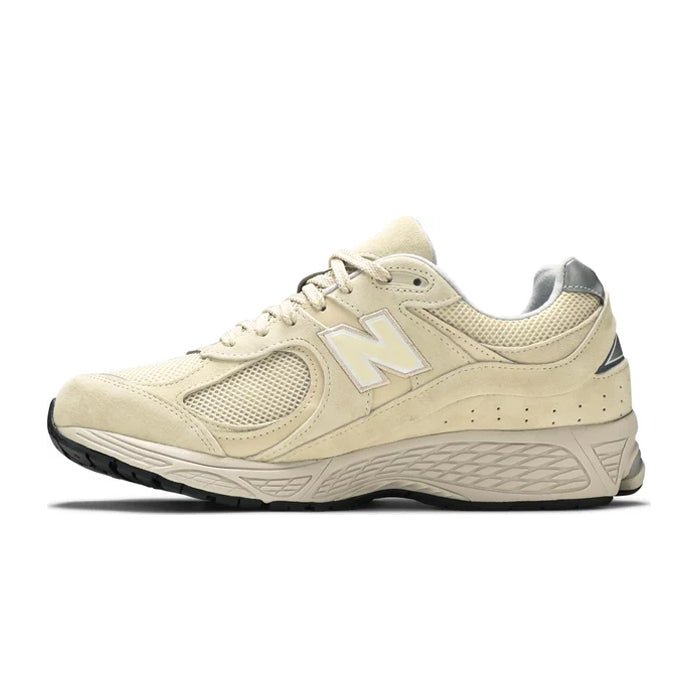 NEW BALANCE  2002R BONE