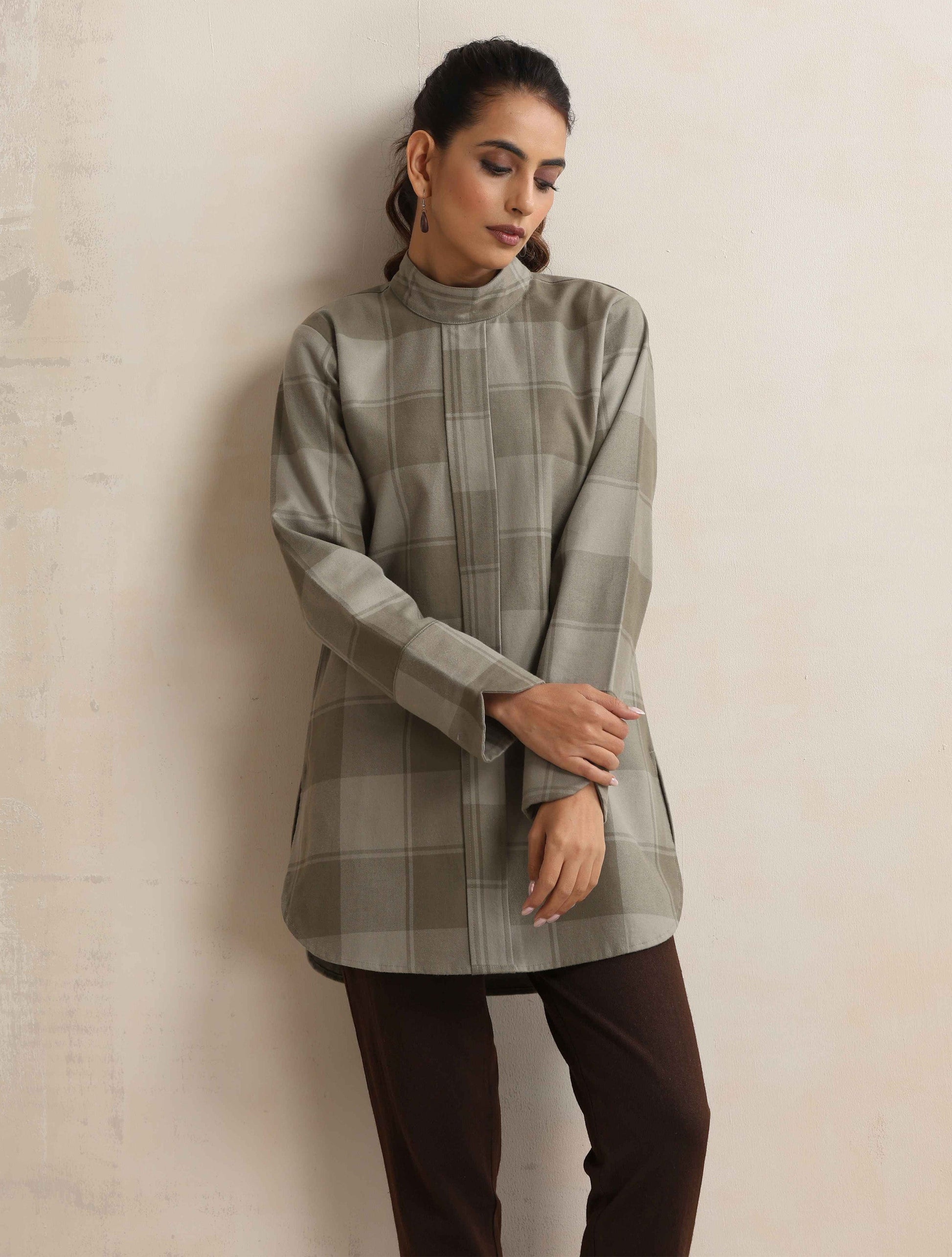 trueBrowns Green Check High Neck Short Kurta
