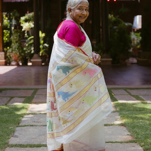 Off White Handloom Venkatagiri Cotton Saree With Jamdani Parrot Meenakari Motifs