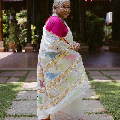 Off White Handloom Venkatagiri Cotton Saree With Jamdani Parrot Meenakari Motifs