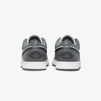 JORDAN | AIR JORDAN 1 LOW { WHITE/BLACK-IRON GREY