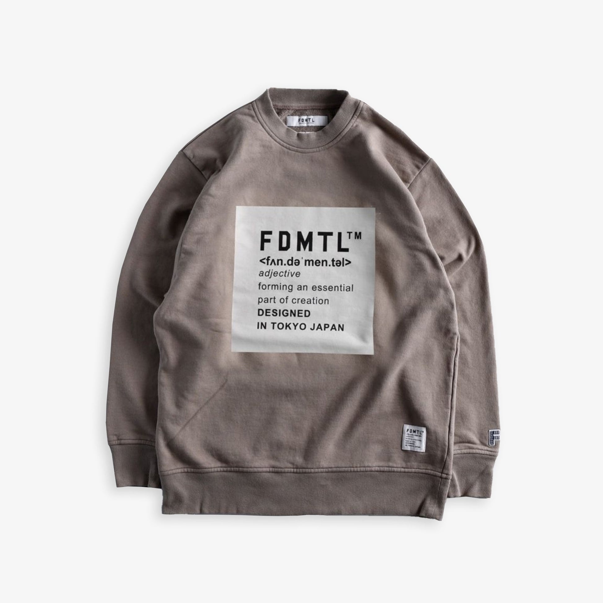 FDMTL | SQUARE LOGO SWEAT SHIRT  { BEIGE