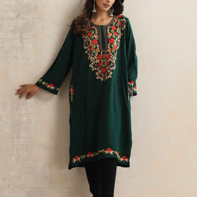 trueBrowns Green Kashmiri Floral Embroidered Woollen Phiran Kurta
