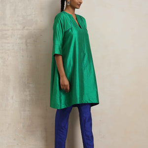 trueBrowns Bright Green Silk Kurta Co-ord Set