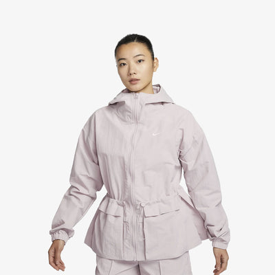Nike | SPORTSWEAR EVERYTHING WOVES  { PLATINUM VIOLET/SAIL