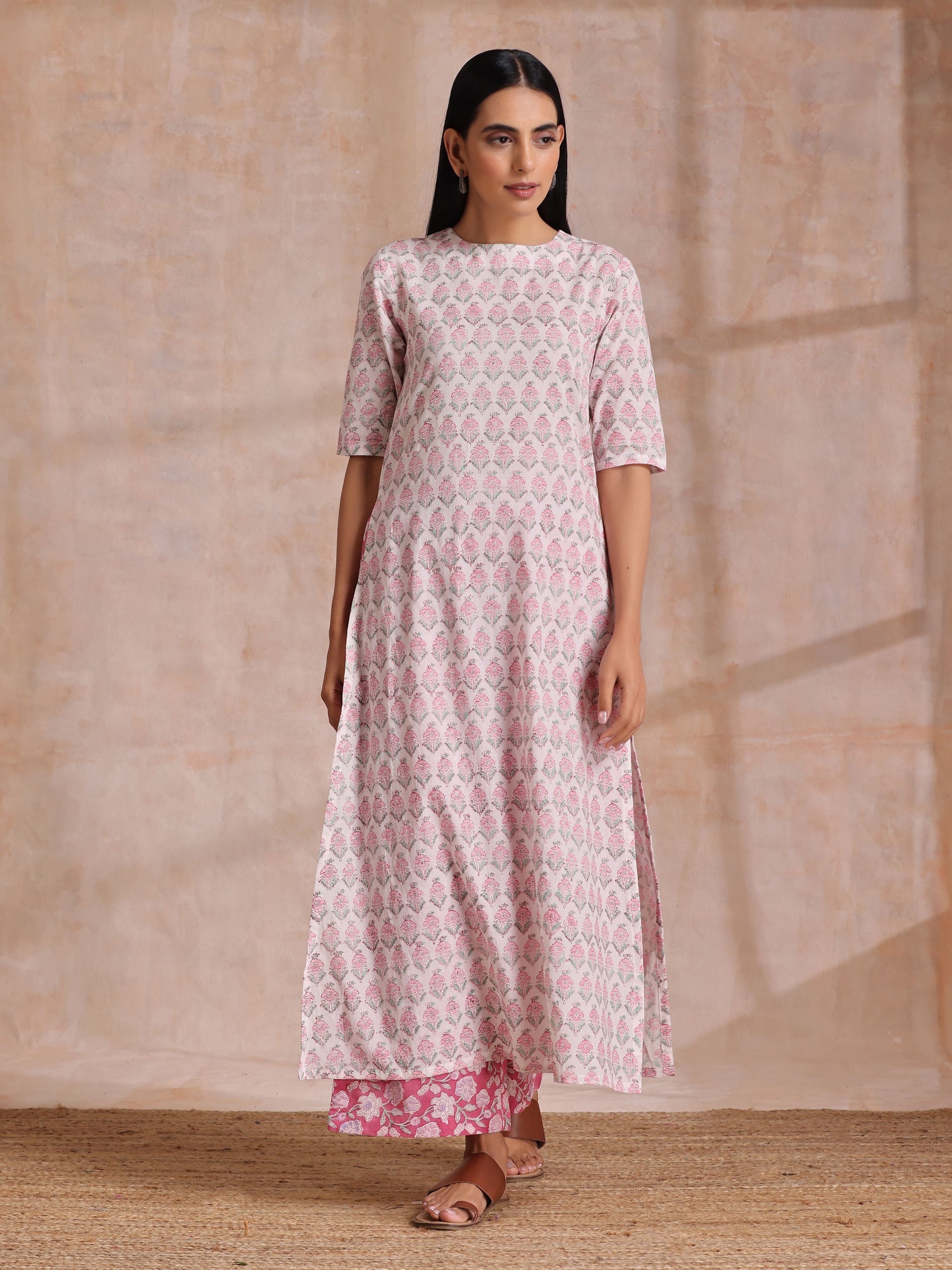 Pink Green Floral On White Block Print Cotton Slit Kurta Pant Set | Relove