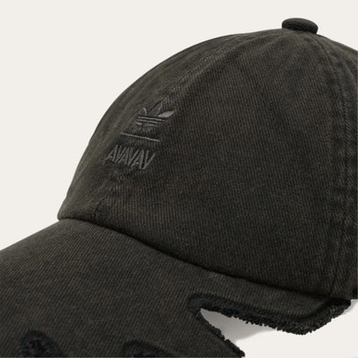 ADIDAS ORIGINALS | AVAVAV SLASHED CAP { BLACK
