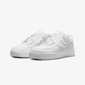 NIKE | AIR FORCE 1 LOW DANCE { WHITE/WHITE-WHITE-METALLIC SILVER