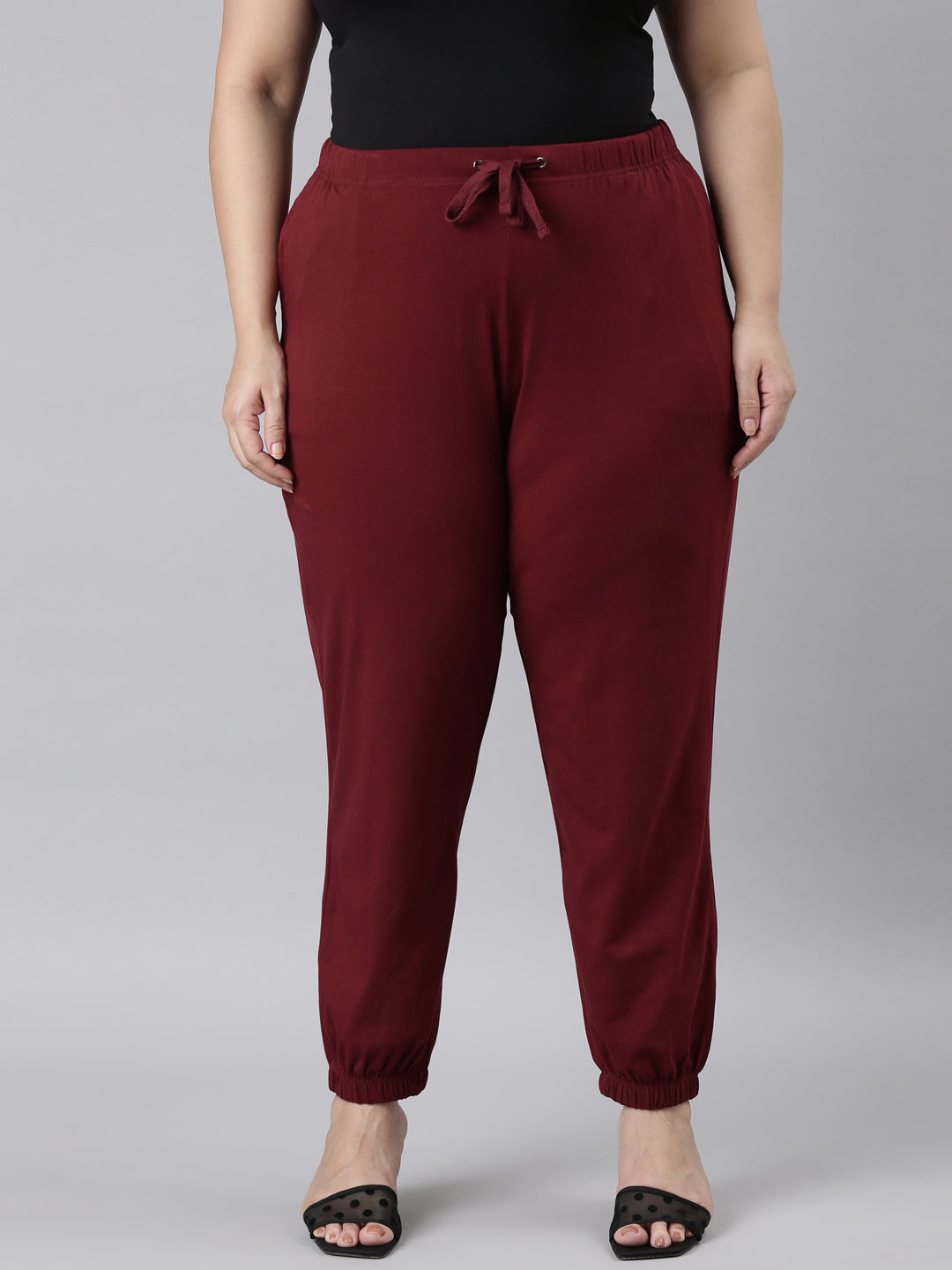 Women Solid Maroon Mid Rise Casual Joggers
