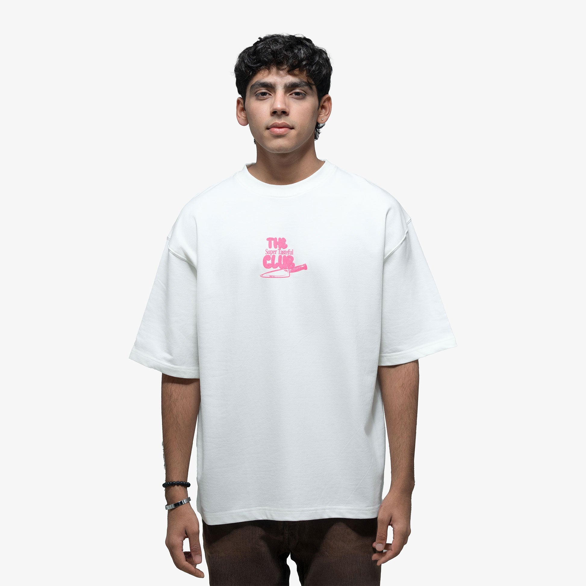 SUPERKICKS | LOVE & MACARON TEE { OFF WHITE