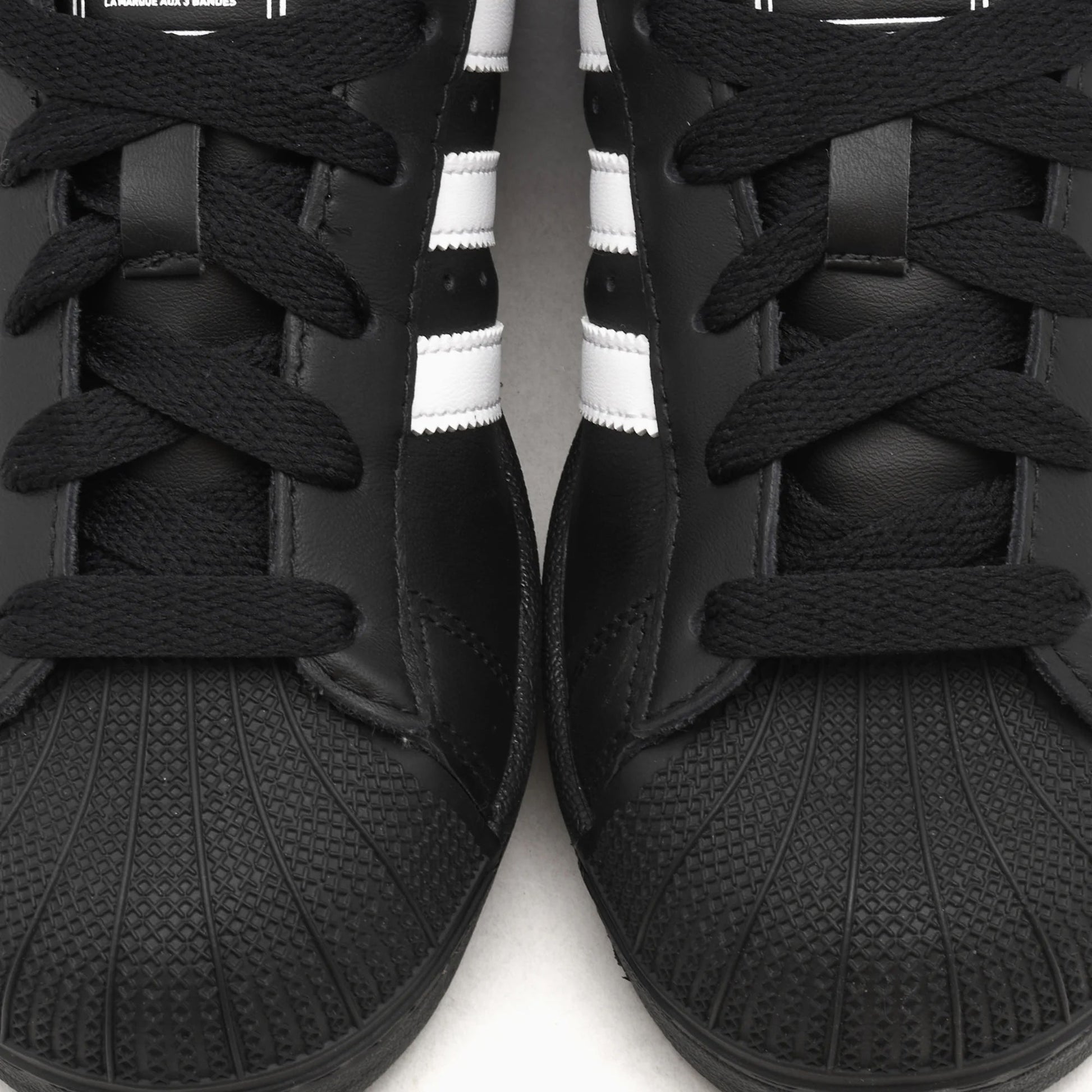 Adidas Originals | SUPERSTAR II { CORE BLACK/CLOUD WHITE/CORE BLACK