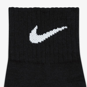 NIKE | PERFORMANCE LIGHTWEIGHT TRAINING ANKLE SOCKS (3 PAIRS) { BLACK/WHITE