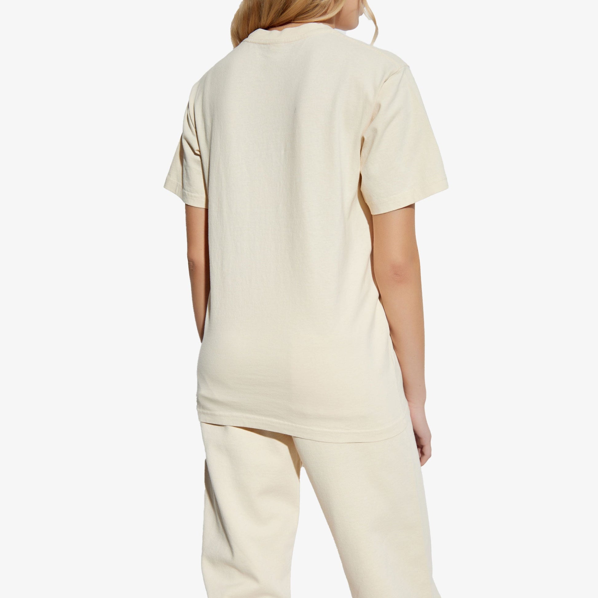 SPORTY & RICH | NY HEALTH CLUB T-SHIRT { CREAM