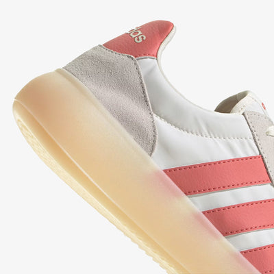Adidas Originals | BARREDA DECODE { OFF WHITE/PRELOVED SCARLET/WARM VANILLA