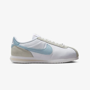Nike | CORTEZ  { WHITE/LT ARMORY BLUE-LT OREWOOD BRN