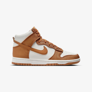 Nike | DUNK HIGH RETRO SE { MONARCH/MONARCH-SAIL