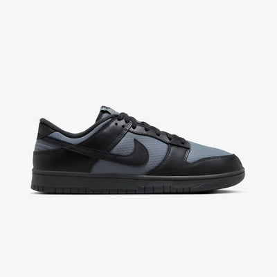 NIKE | DUNK LOW RETRO SE { OFF NOIR/BLACK-SMOKE GREY-ANTHRACITE