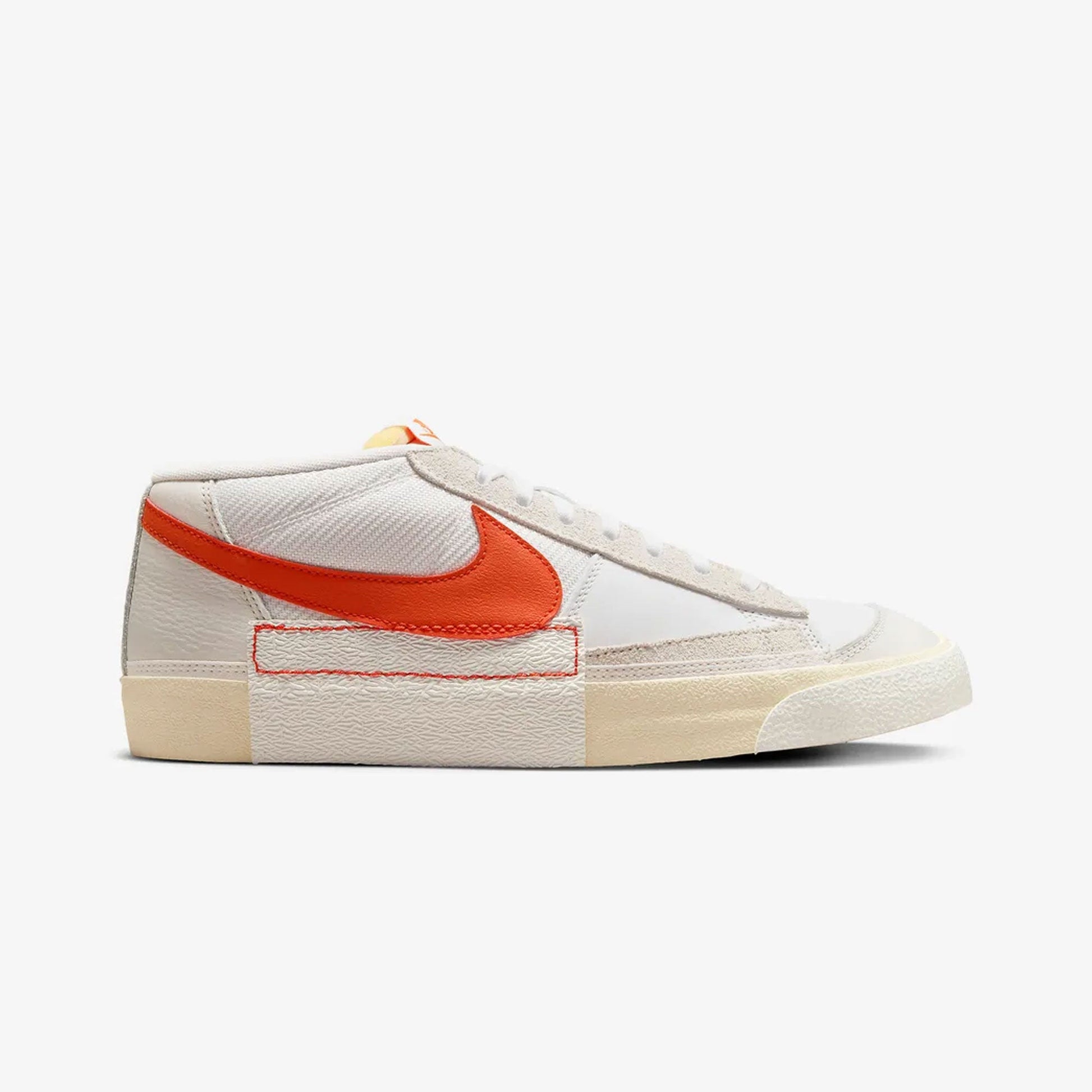 NIKE | BLAZER LOW PRO CLUB { WHITE/COSMIC CLAY-BEACH-SUMMIT WHITE