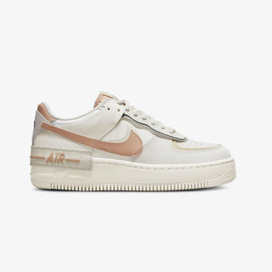 Nike | AIR FORCE 1 SHADOW  { SAIL/HEMP-FOSSIL-LIGHT BONE