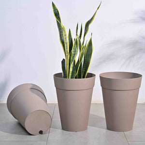 Roma Plastic Planter
