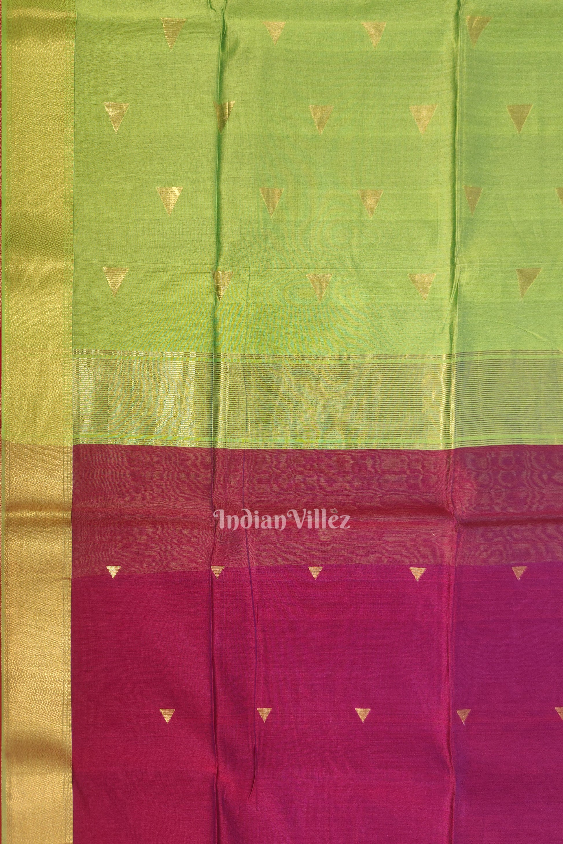 Parrot Green with Pink Pure Silk Cotton Maheshwari Saree