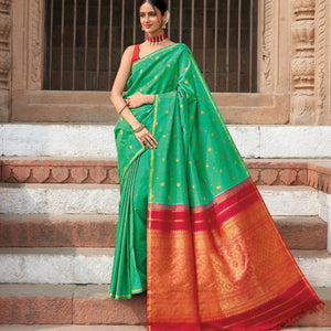 Aquamarine Handloom Kanchipuram Silk Saree With Contrast Pallu