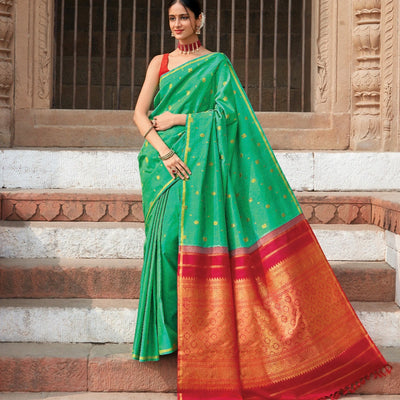 Aquamarine Handloom Kanchipuram Silk Saree With Contrast Pallu