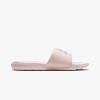 Nike | VICTORI ONE  { BARELY ROSE/METALLIC SILVER-BARELY ROSE