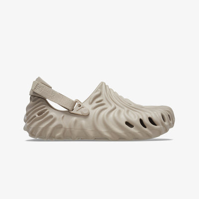 Crocs | SALEHE BEMBURY X CROCS  { HORCHATA