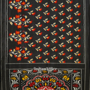 Black White Floral Design Pochampally Ikat Handloom Silk Saree