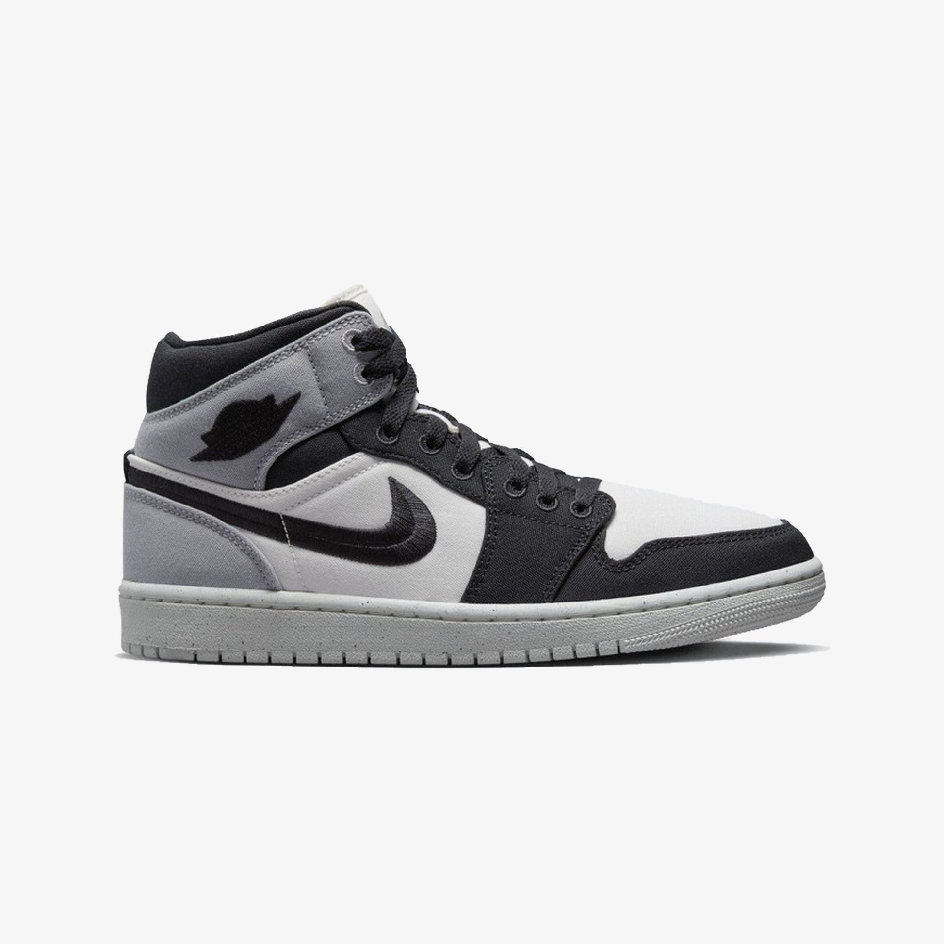 Jordan | AIR JORDAN 1 MID SE  { SAIL/BLACK-LT STEEL GREY