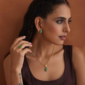 trueBrowns Gold Tone Green  Stone Pendant Set