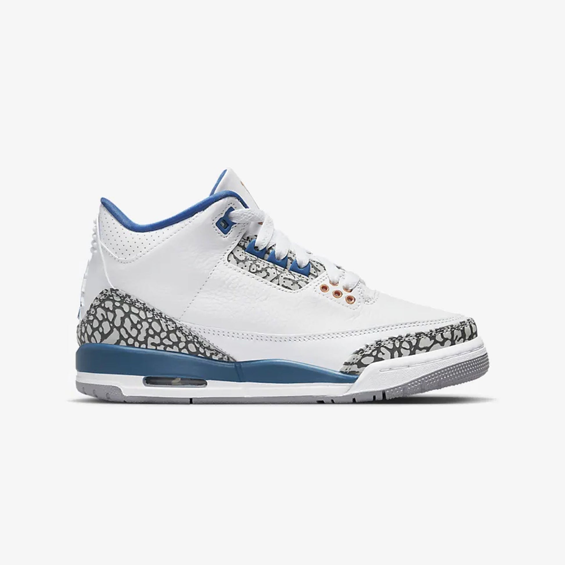 Jordan | AIR JORDAN 3 RETRO  { WHITE/TRUE BLUE