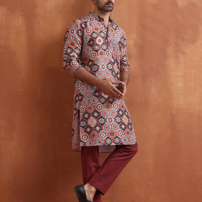 trueBrowns Men's Rust Geometric Printed Kurta