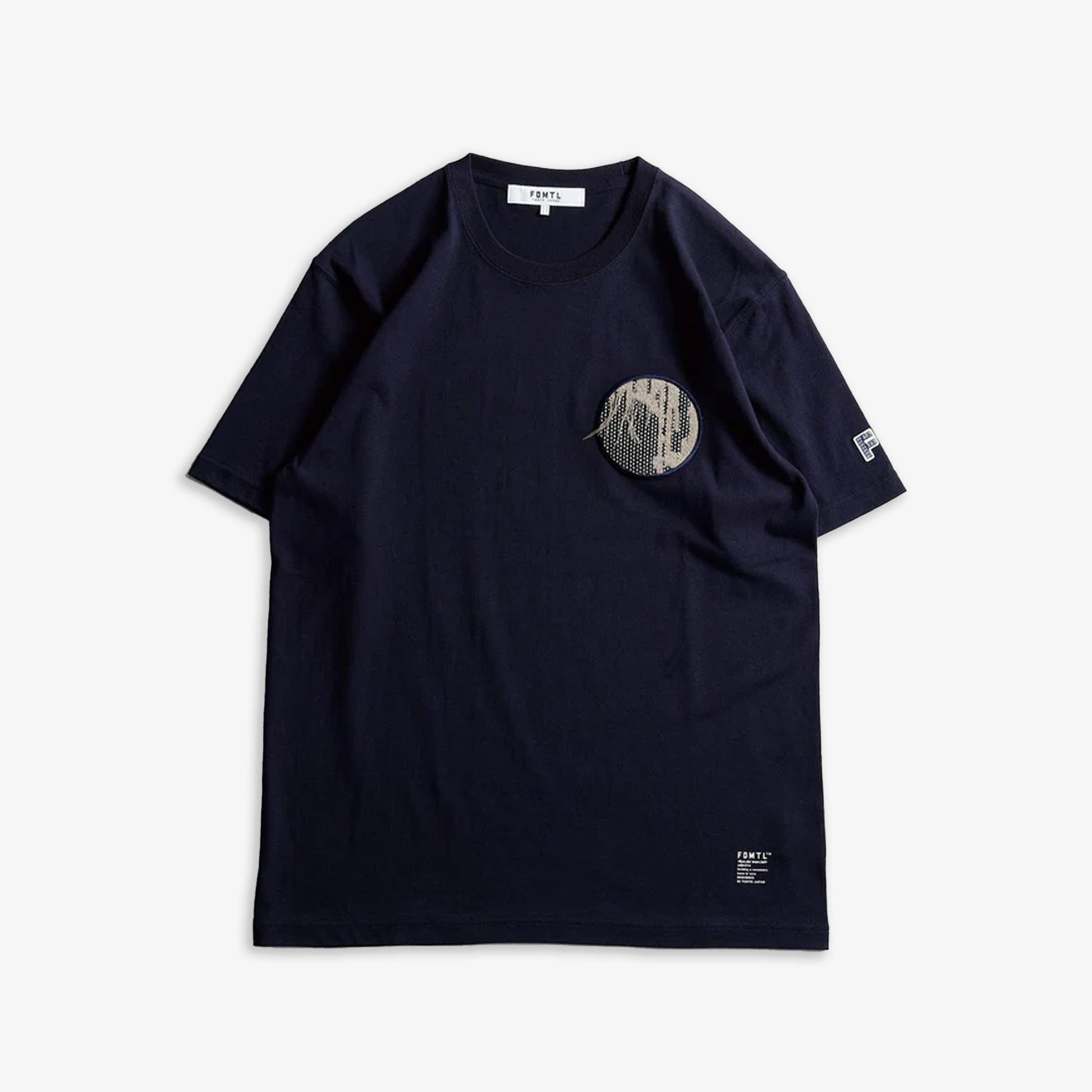 FDMTL | CIRCLE BORO PATCH TEE  { NAVY
