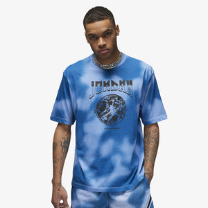 Jordan | GRAPHIC T-SHIRT  { UNIVERSITY BLUE