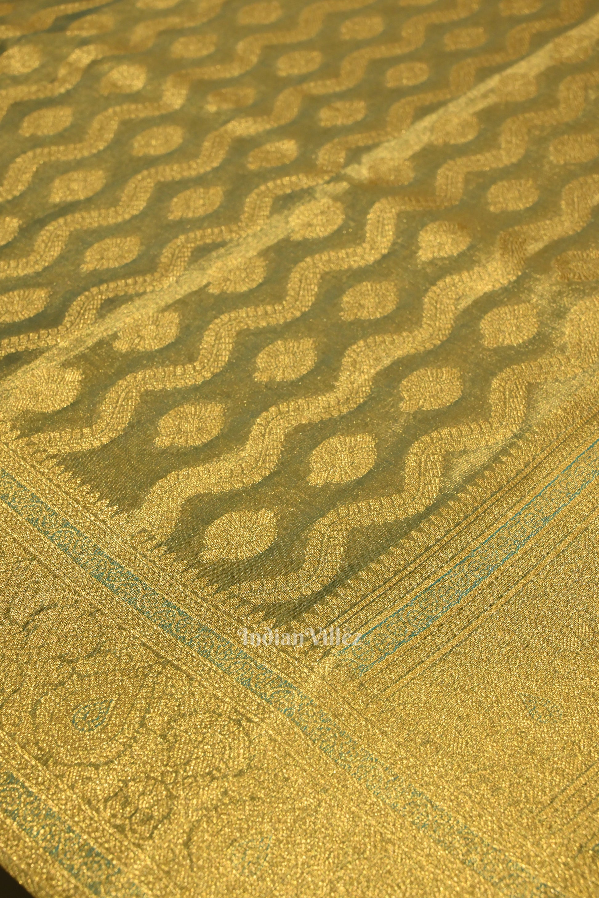 Golden Sky Pure Kanjivaram Tissue Silk Saree