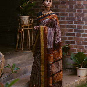 Brown Handloom Silk Cotton Saree With Annam Chakaram Motifs