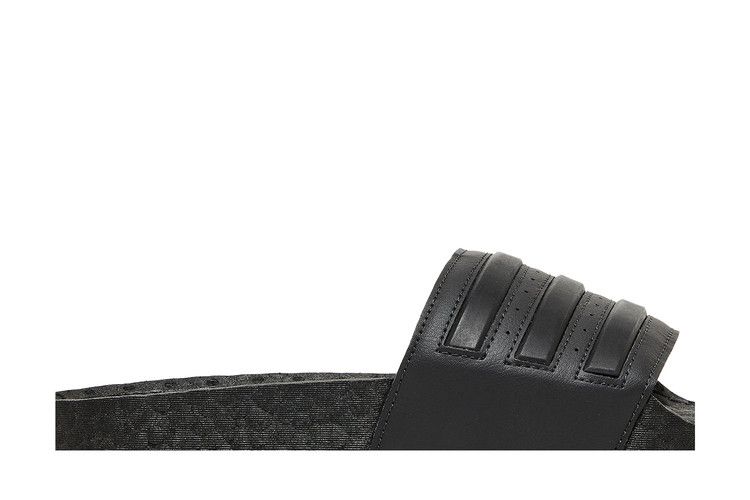 adidas Adilette Boost Carbon