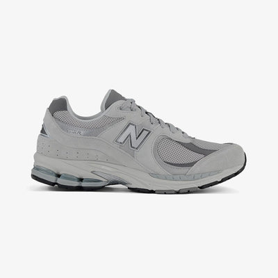 New Balance | 2002R  { GREY