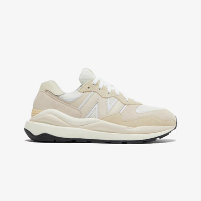 New Balance | 57/40  { SEA SALT/CALM TAUPE