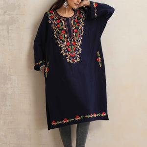 trueBrowns Blue Kashmiri Embroidered Woollen Phiran Kurta