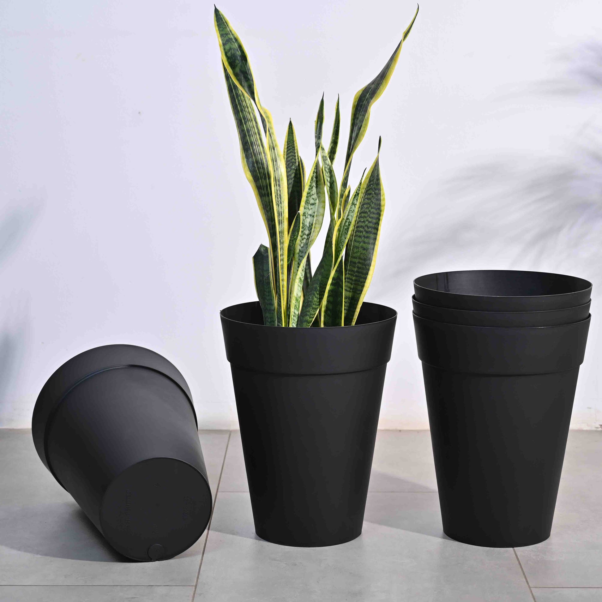 Roma Plastic Planter
