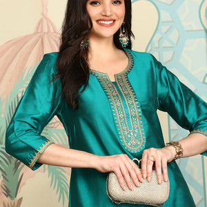 Regular Three-Quarter Sleeves Thread Work Kurta with Trousers