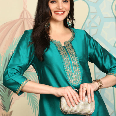 Regular Three-Quarter Sleeves Thread Work Kurta with Trousers