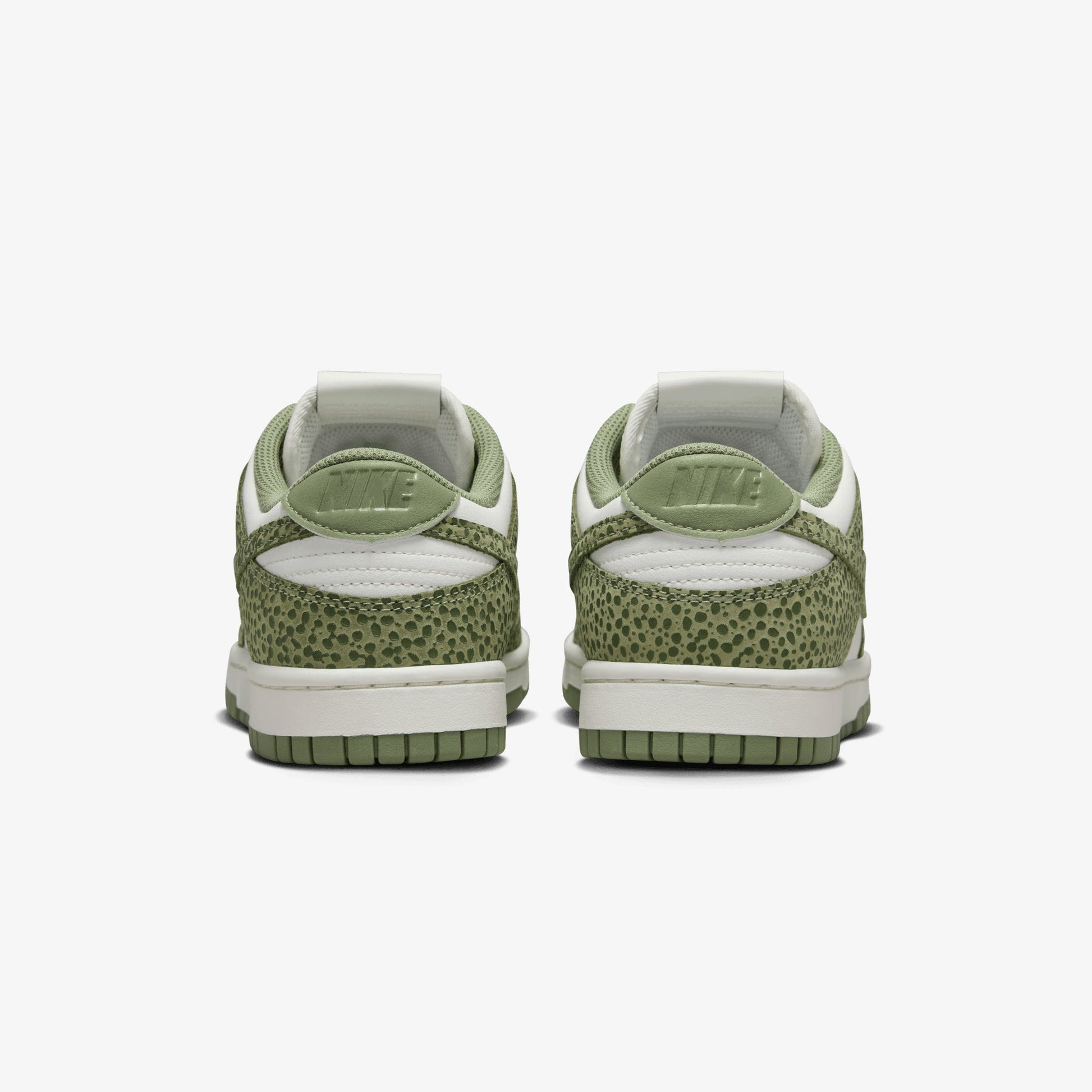 NIKE | DUNK LOW PREMIUM { OIL GREEN/OIL GREEN-TREELINE-SAIL