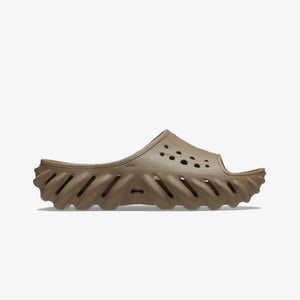 Crocs | ECHO SLIDE  { BROWN
