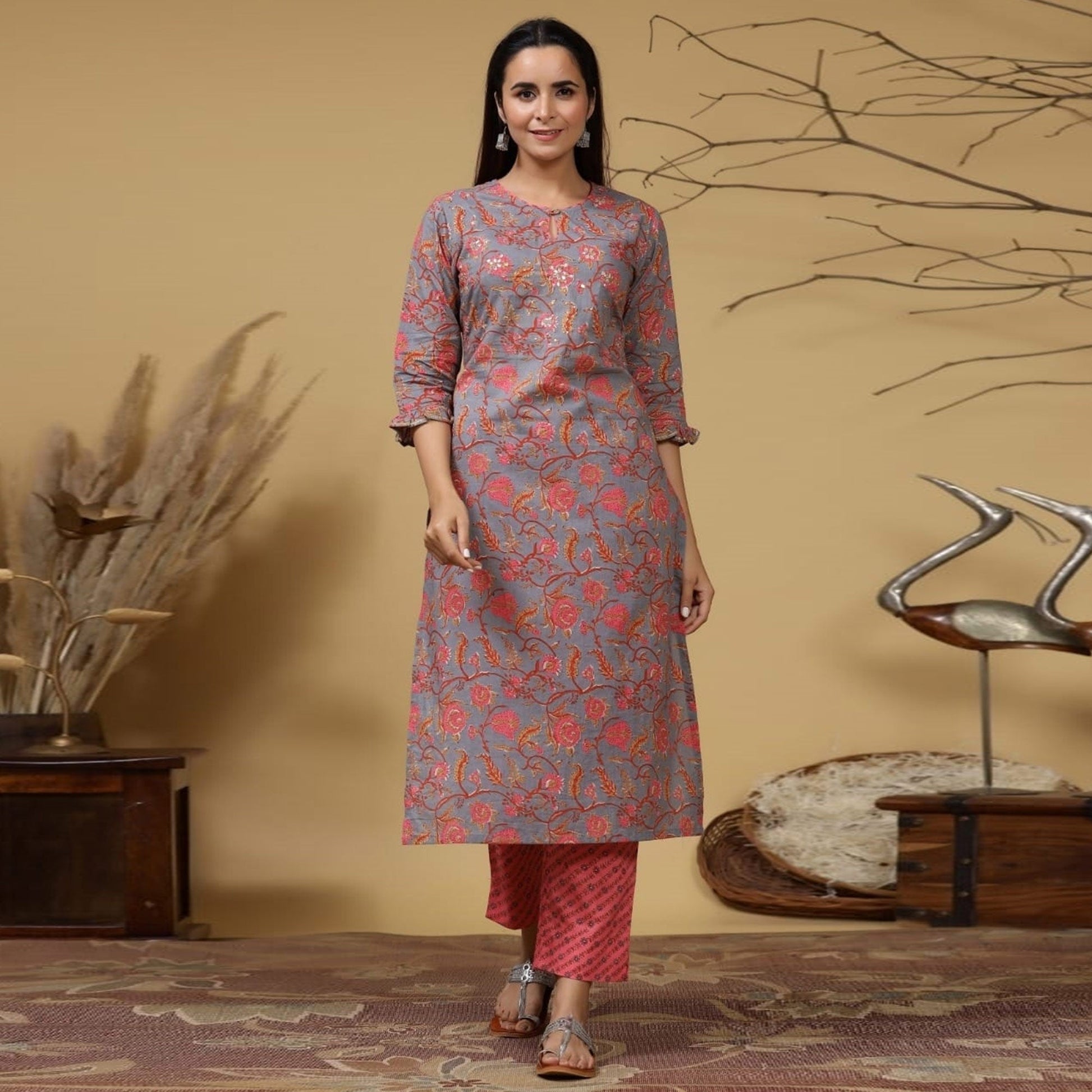 grey-floral-printed-with-gota-work-pure-cotton-kurti-pant-set